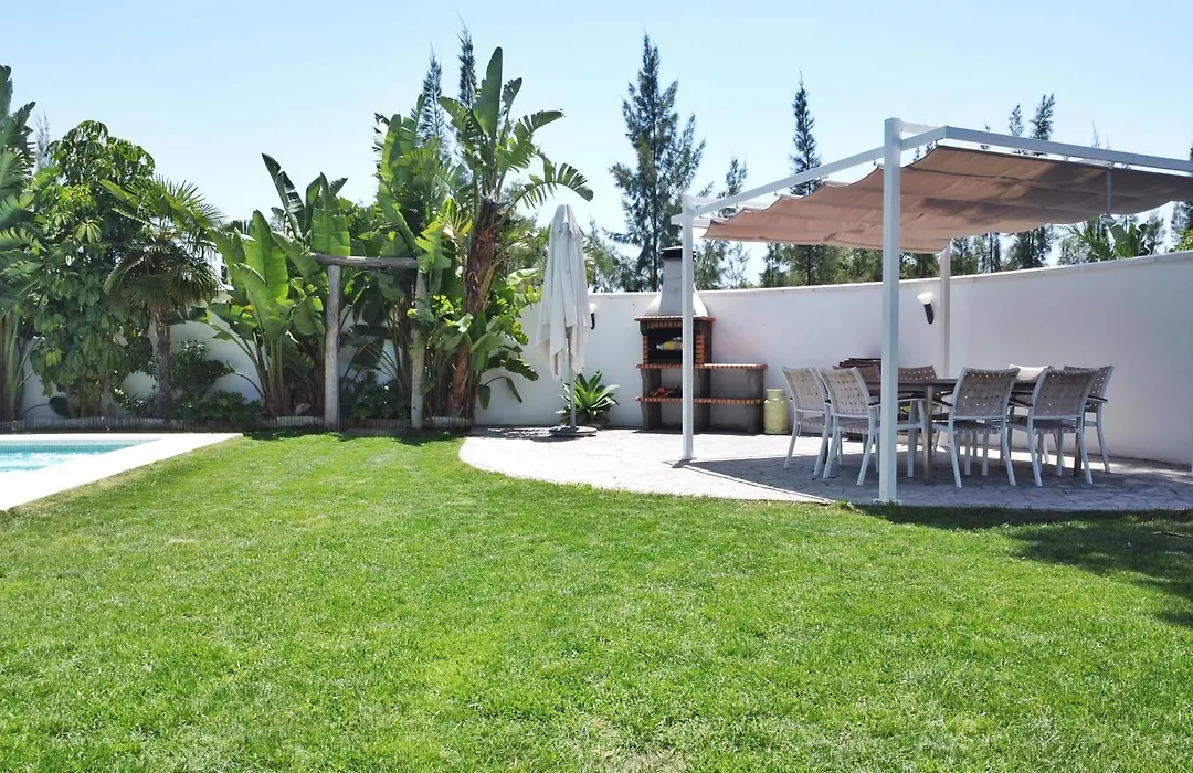 Villa Edén, Casa Rural lujo con Chimenea Piscina-1